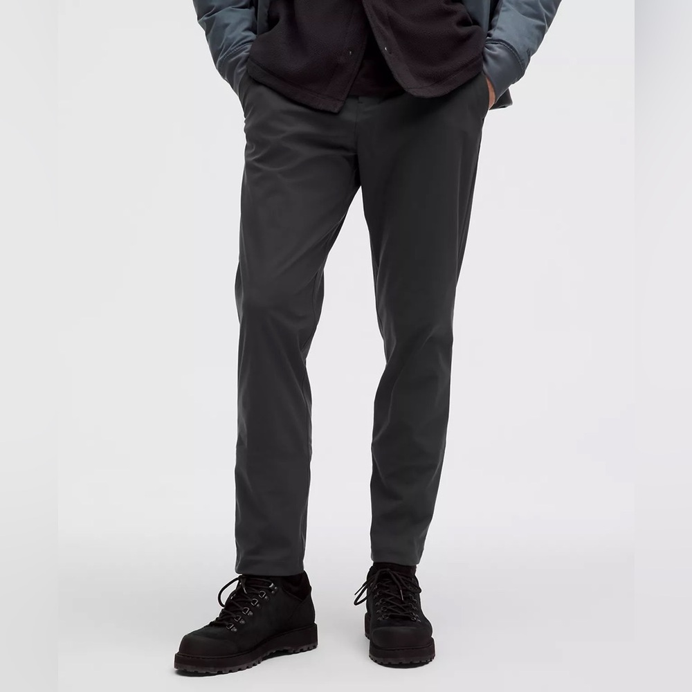 Lululemon men’s ABC Trouser Dark Gray